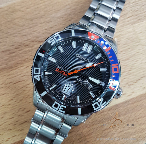 Doxa Shark Pepsi Ceramic L D200SBU Watch Like New in Warranty