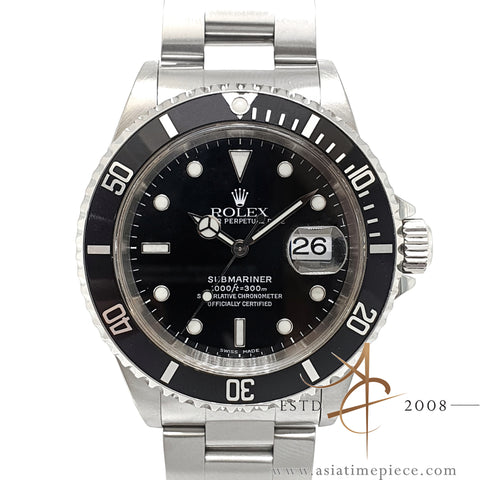 Rolex Submariner Date Black Ref 16610 (Year 2000)