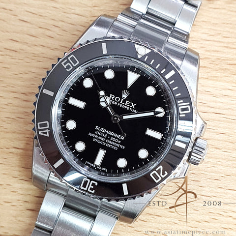 Full Set Rolex Submariner No Date 114060 Black Ceramic in Oystersteel (2018)