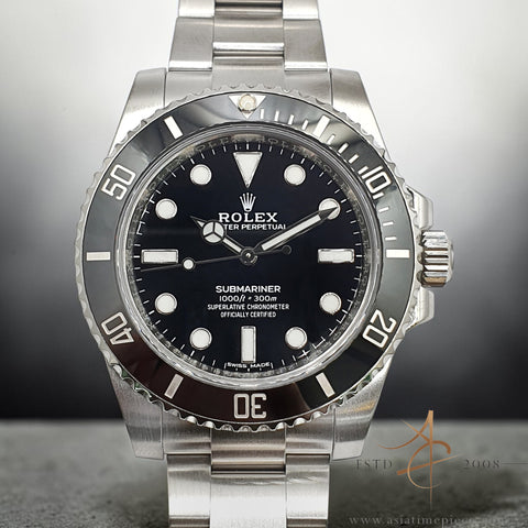 2018 Rolex Submariner No Date 114060 Black Ceramic in Oystersteel