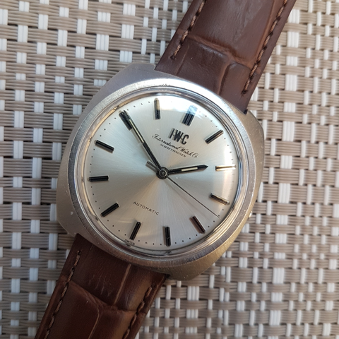 Harga sales iwc schaffhausen